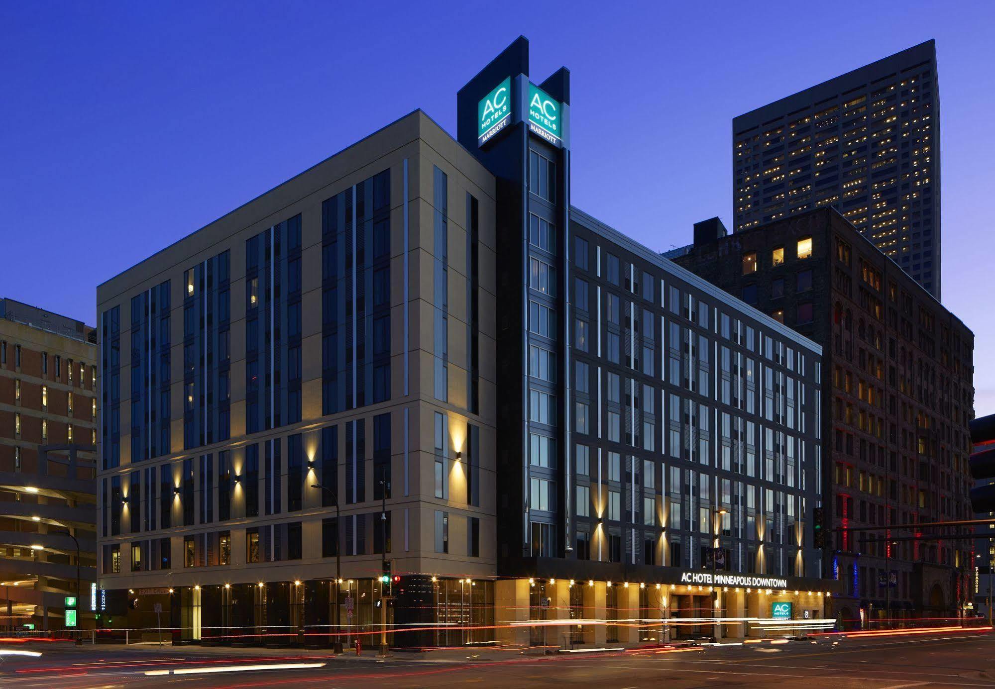 Ac Hotel By Marriott Minneapolis Downtown Exterior photo